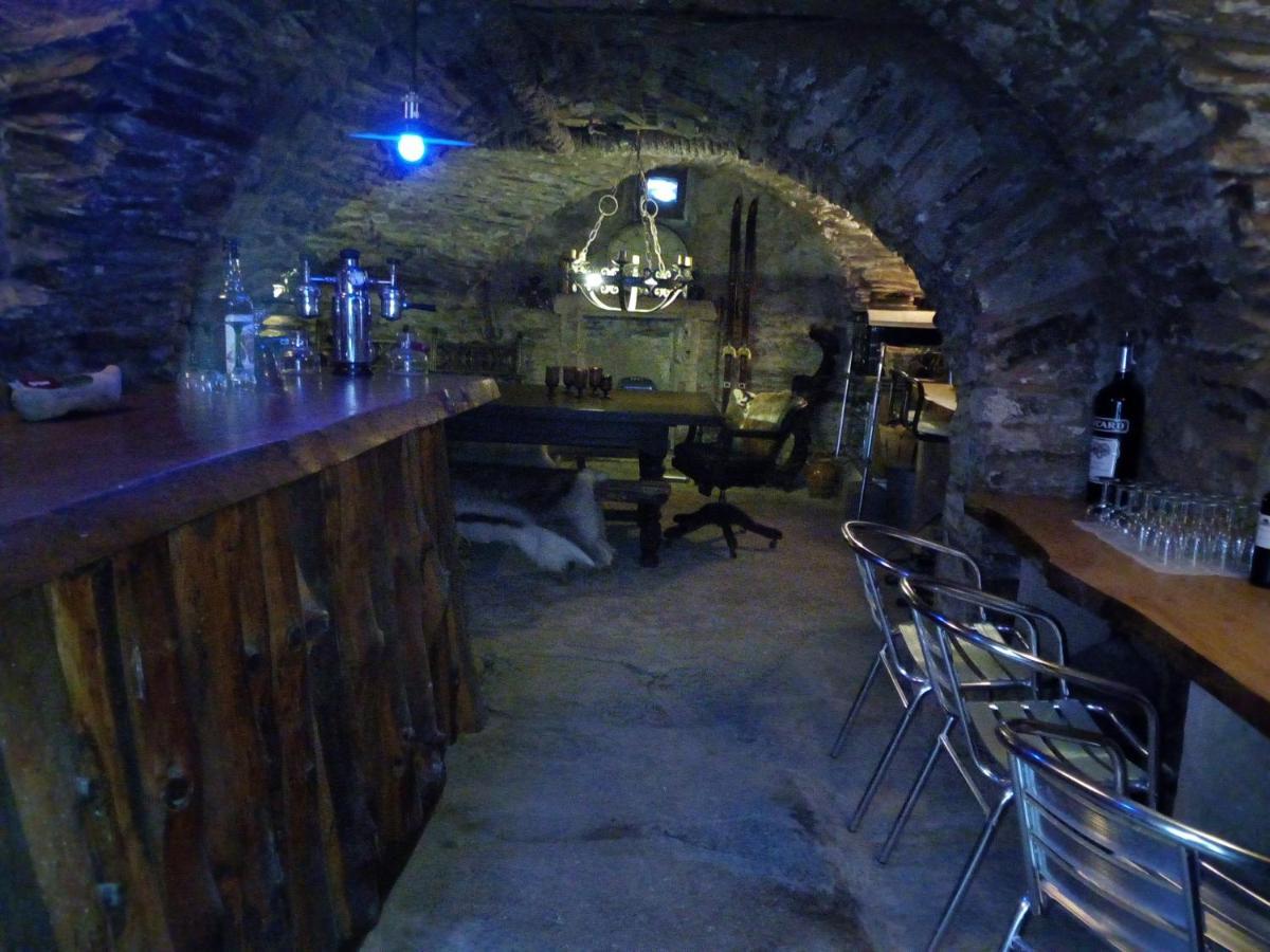 The Tavern Castelnau-Pegayrols Экстерьер фото