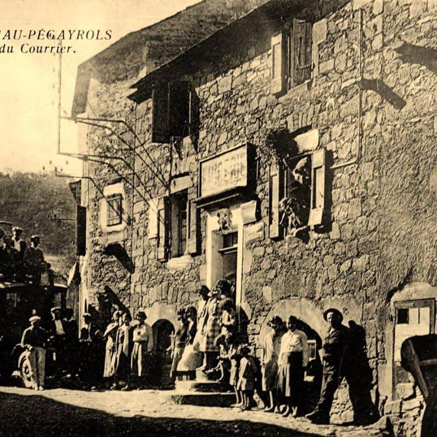 The Tavern Castelnau-Pegayrols Экстерьер фото