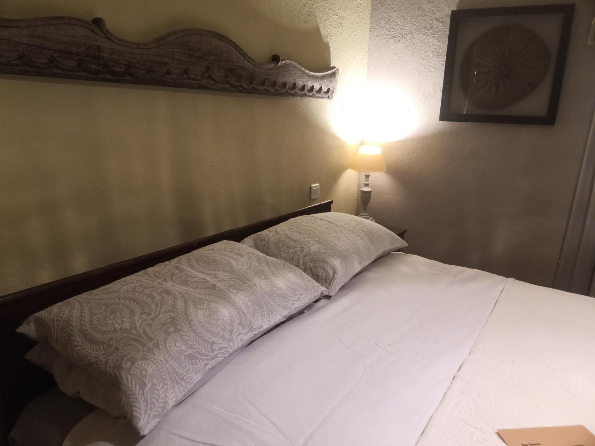 The Tavern Castelnau-Pegayrols Экстерьер фото